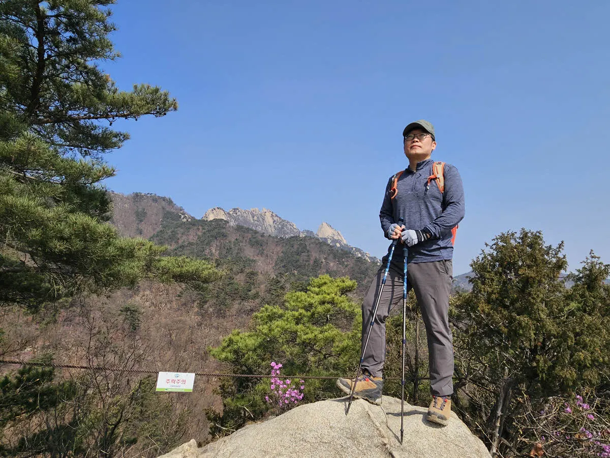 진달래 능선에서 보이는 삼각산