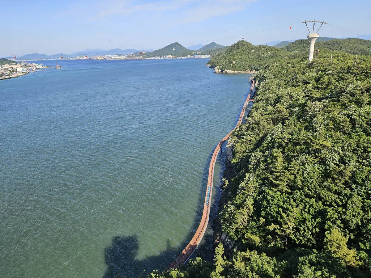 고하도 전망대에서 바라본 고하도 바다데크길