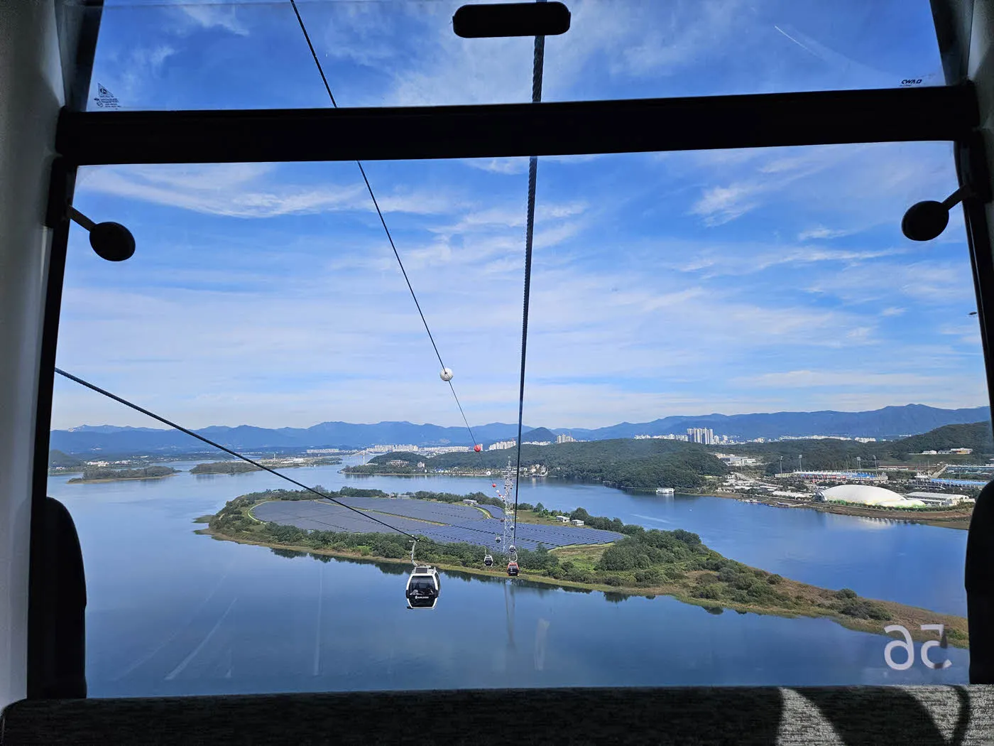 케이블카 캐빈에서 바라본 북한강과 붕어섬