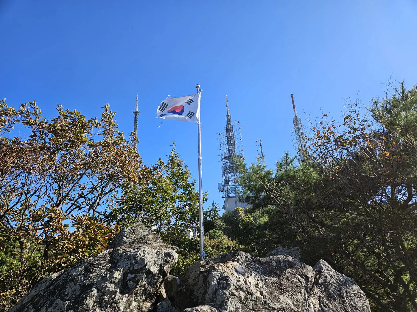 식장산 해돋이 전망대