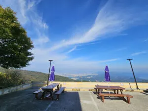 우리가 라면을 먹었던 야외 쉼터