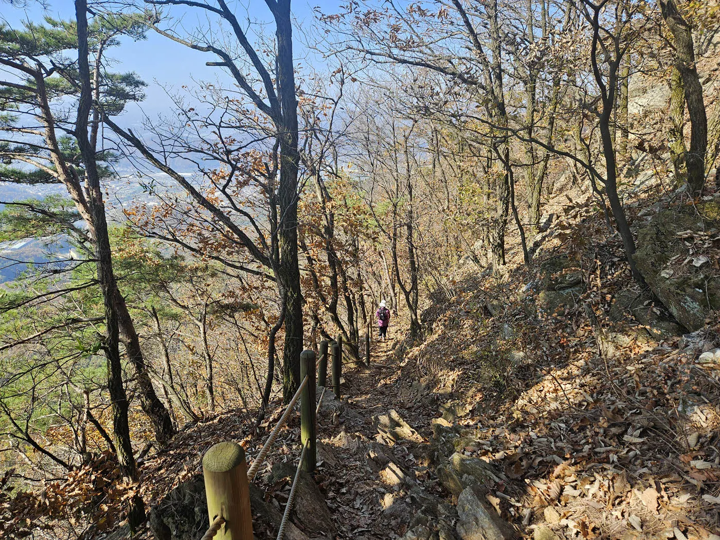 의상대에서 공주봉 가는 길