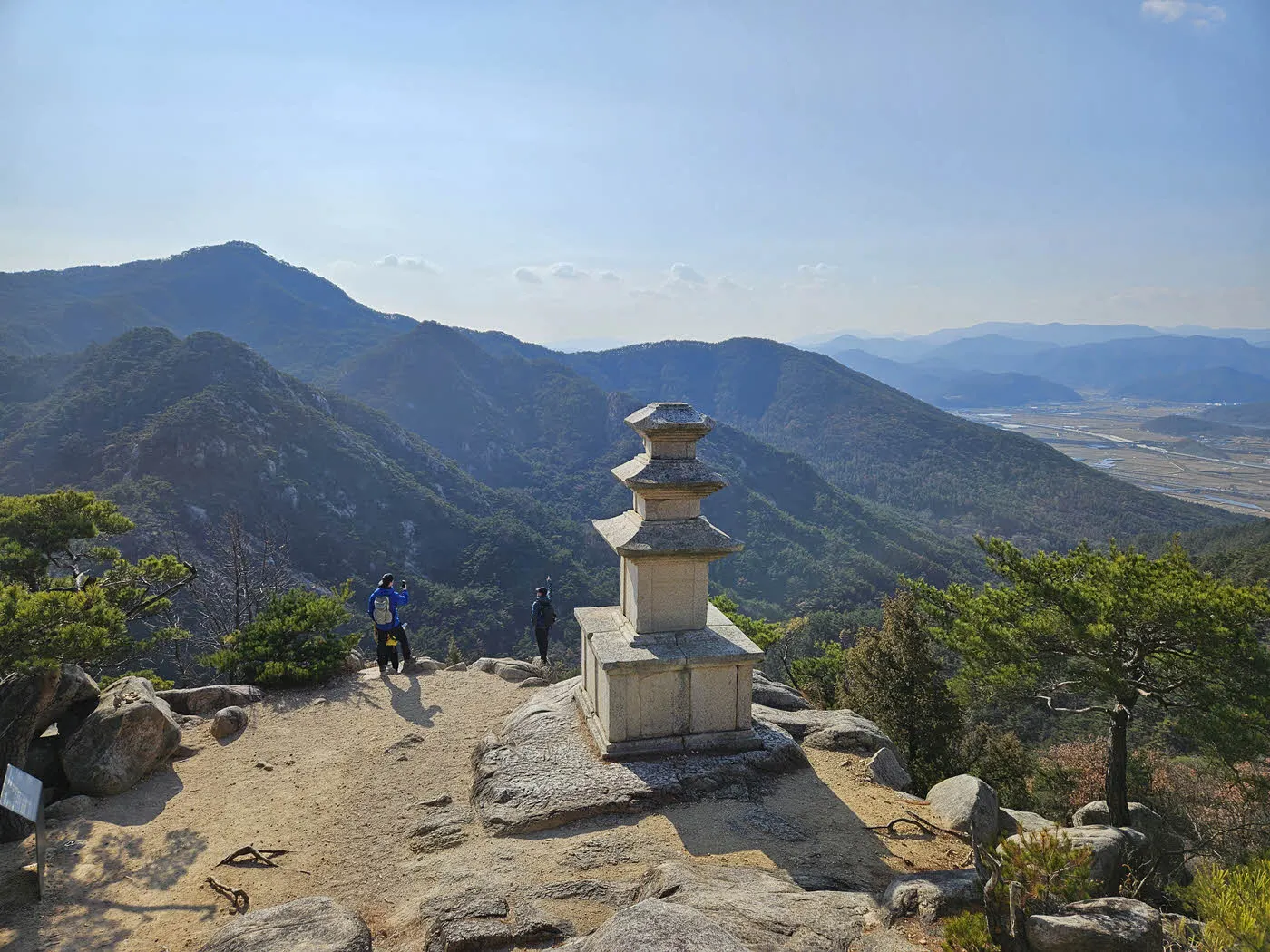 경주 남산 용장사지 삼층석탑