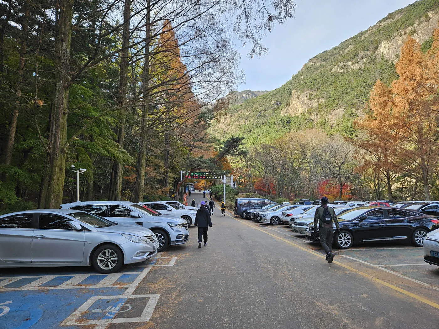 금오산 등산로 입구 (금오랜드 방면)