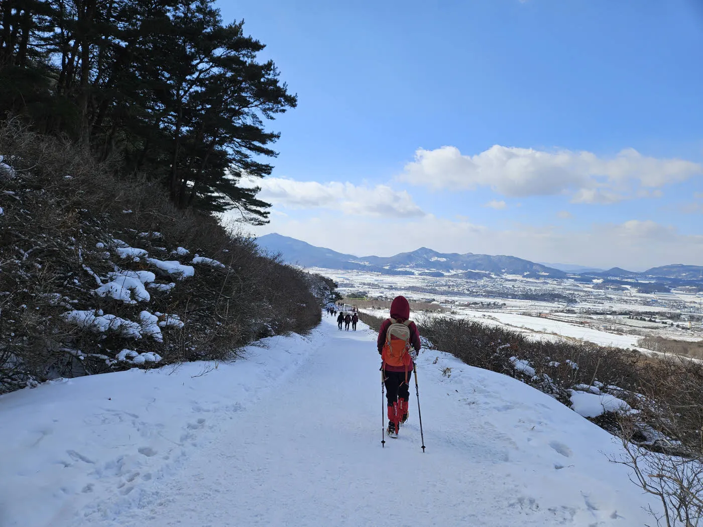 지리산 허브밸리 방면으로 하산하는 길