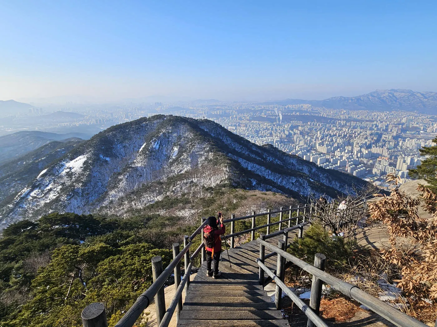 불암산 정상에서 주능선을 타고 불암산성으로