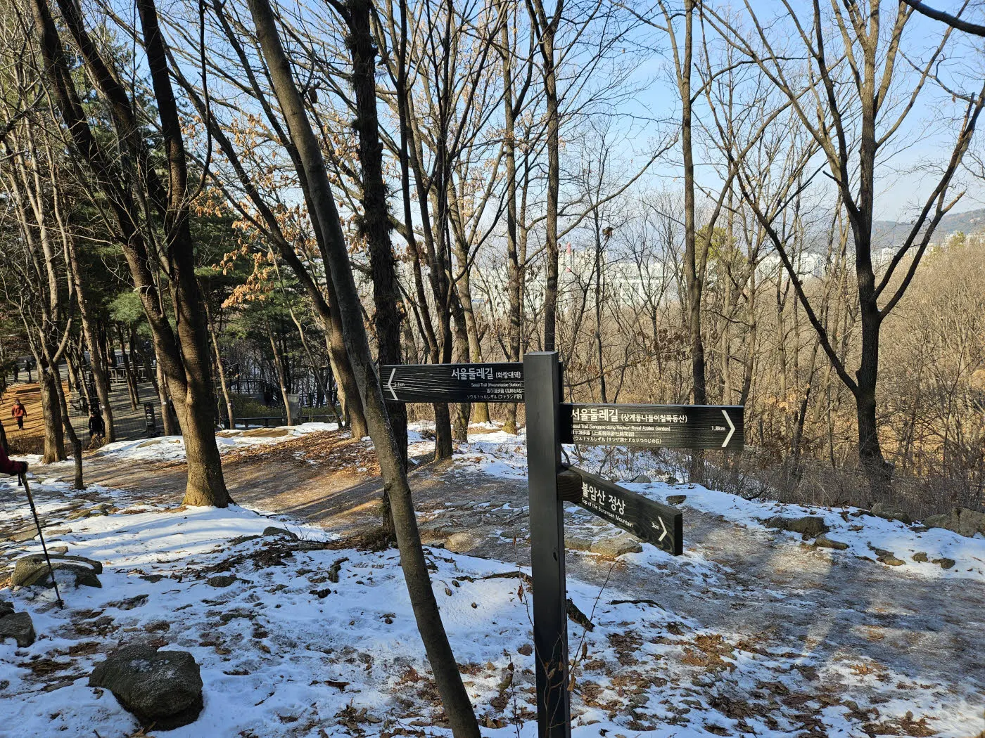 서울둘레길 3코스와 만나는 지점