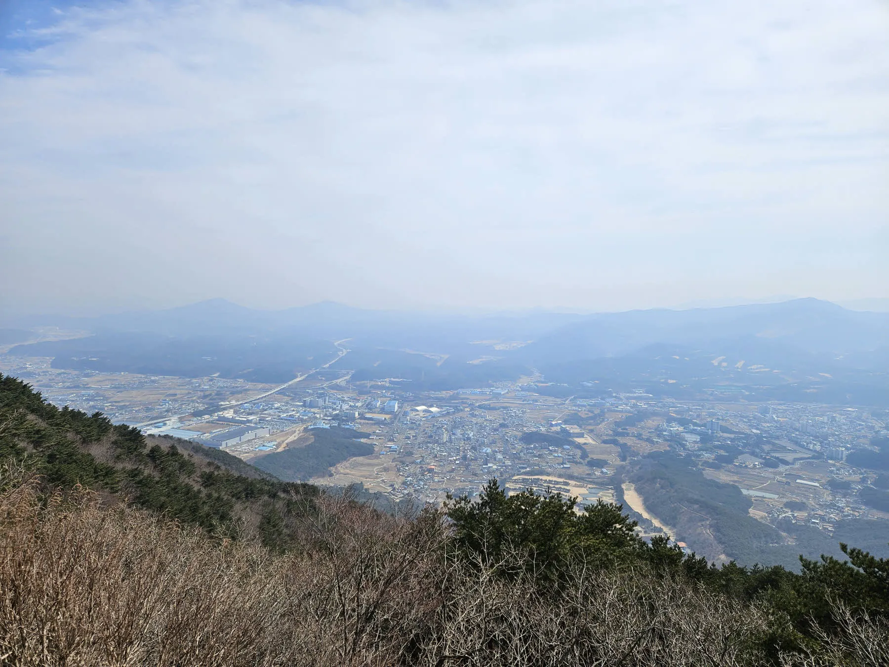 취서산장 터에서 바라본 양산 방면 풍경