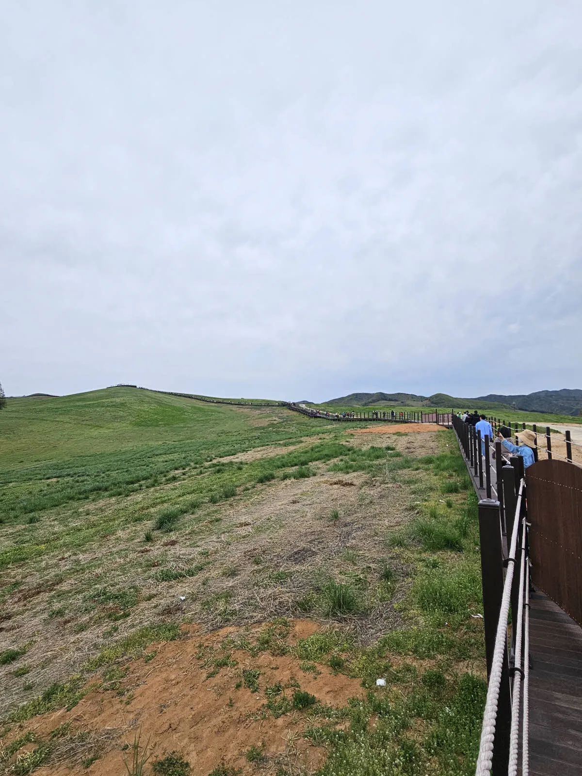 서산 한우목장 웰빙 산책로 (전망대 방향)