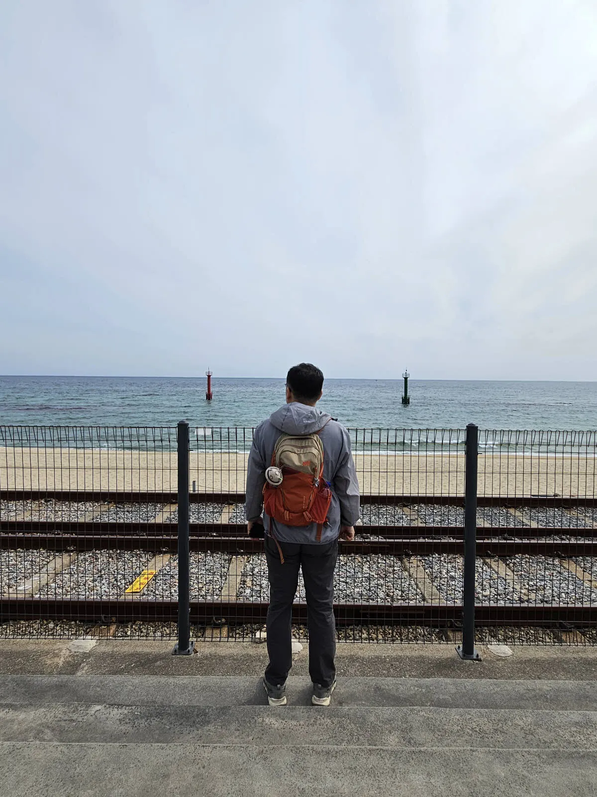 정동진역 플랫폼에서 바라본 동해바다