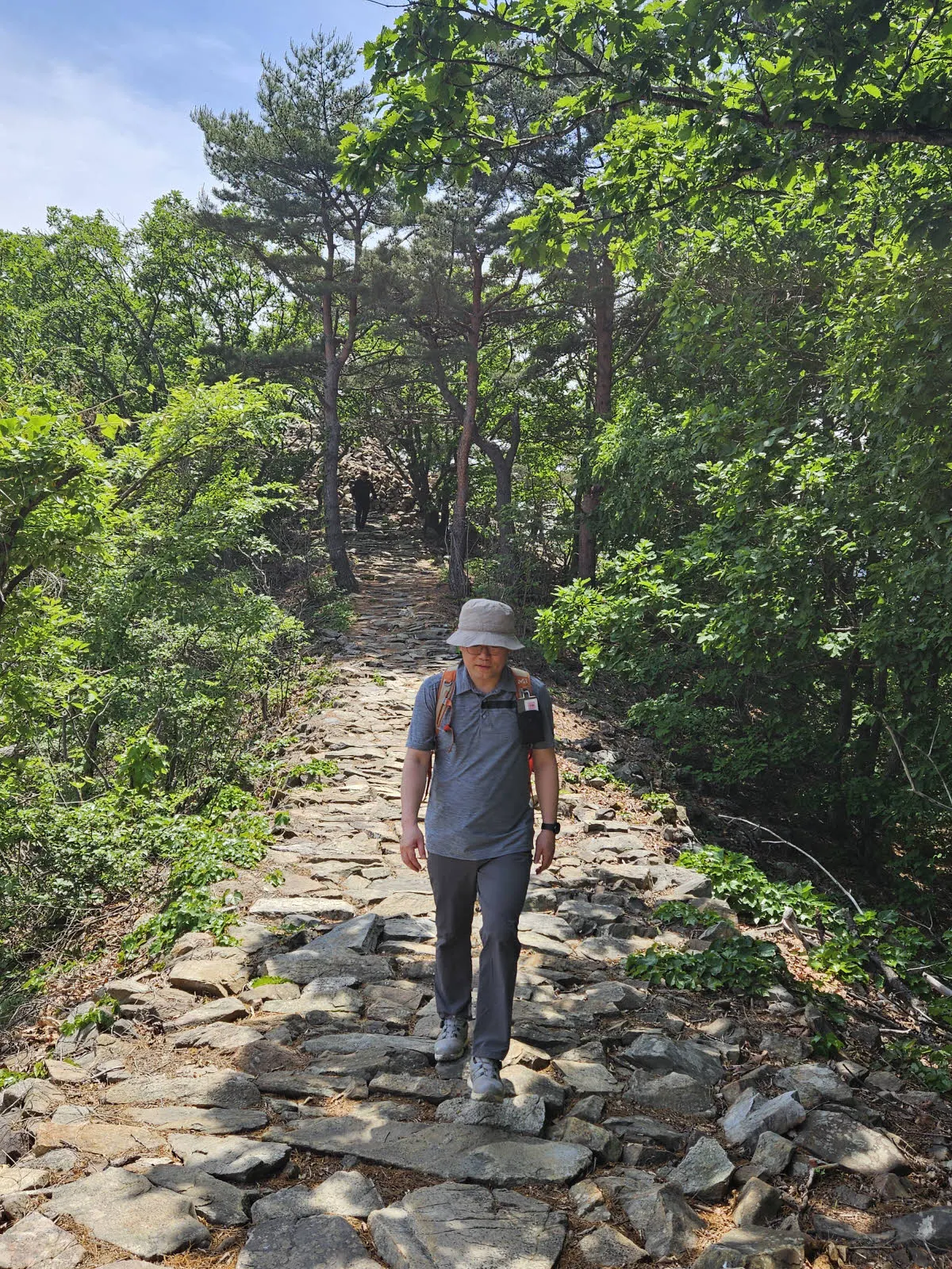 괘방산 활공장 가는 길