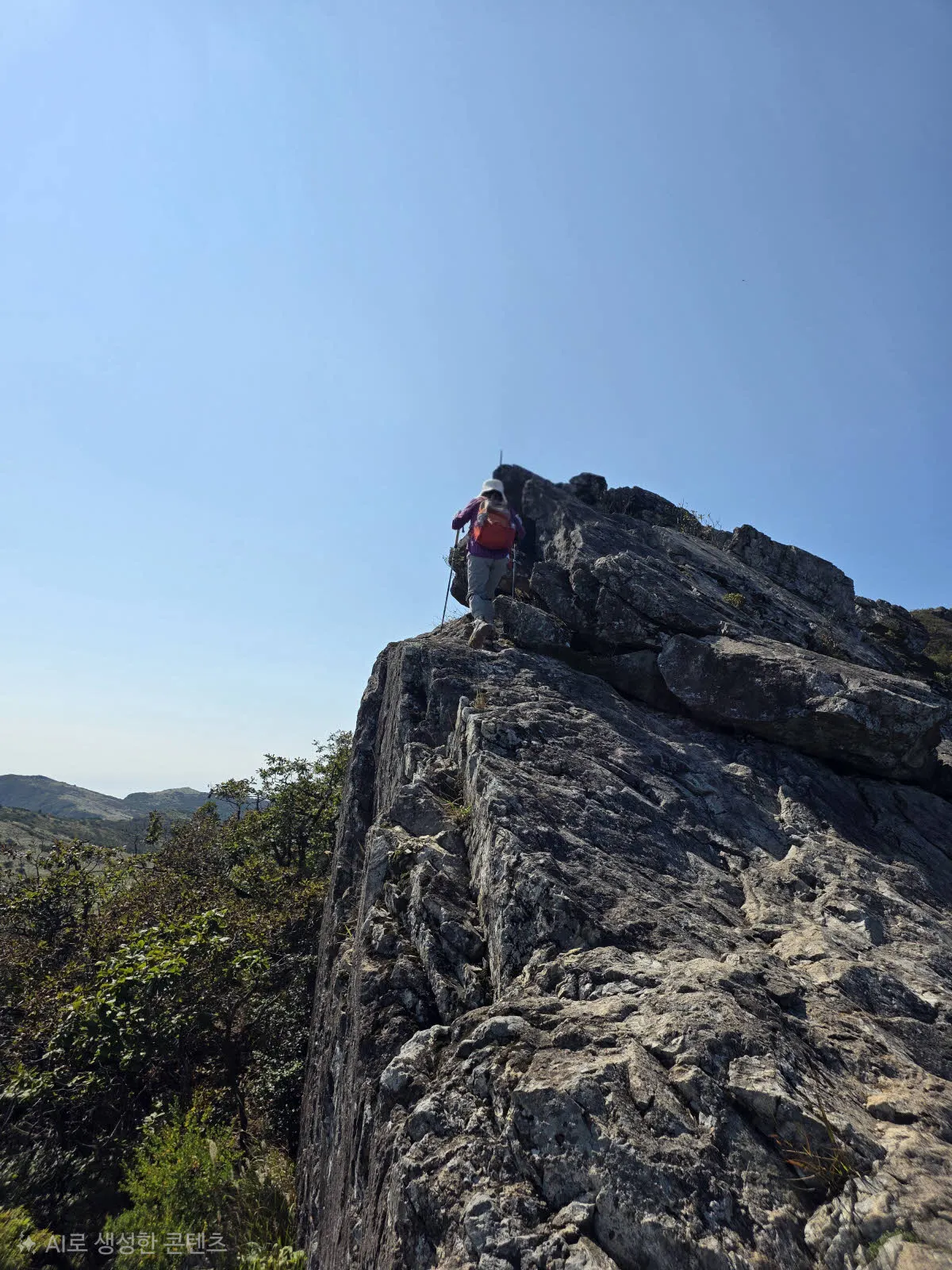 신불산의 공룡능선과 칼바위 구간은 이어진다