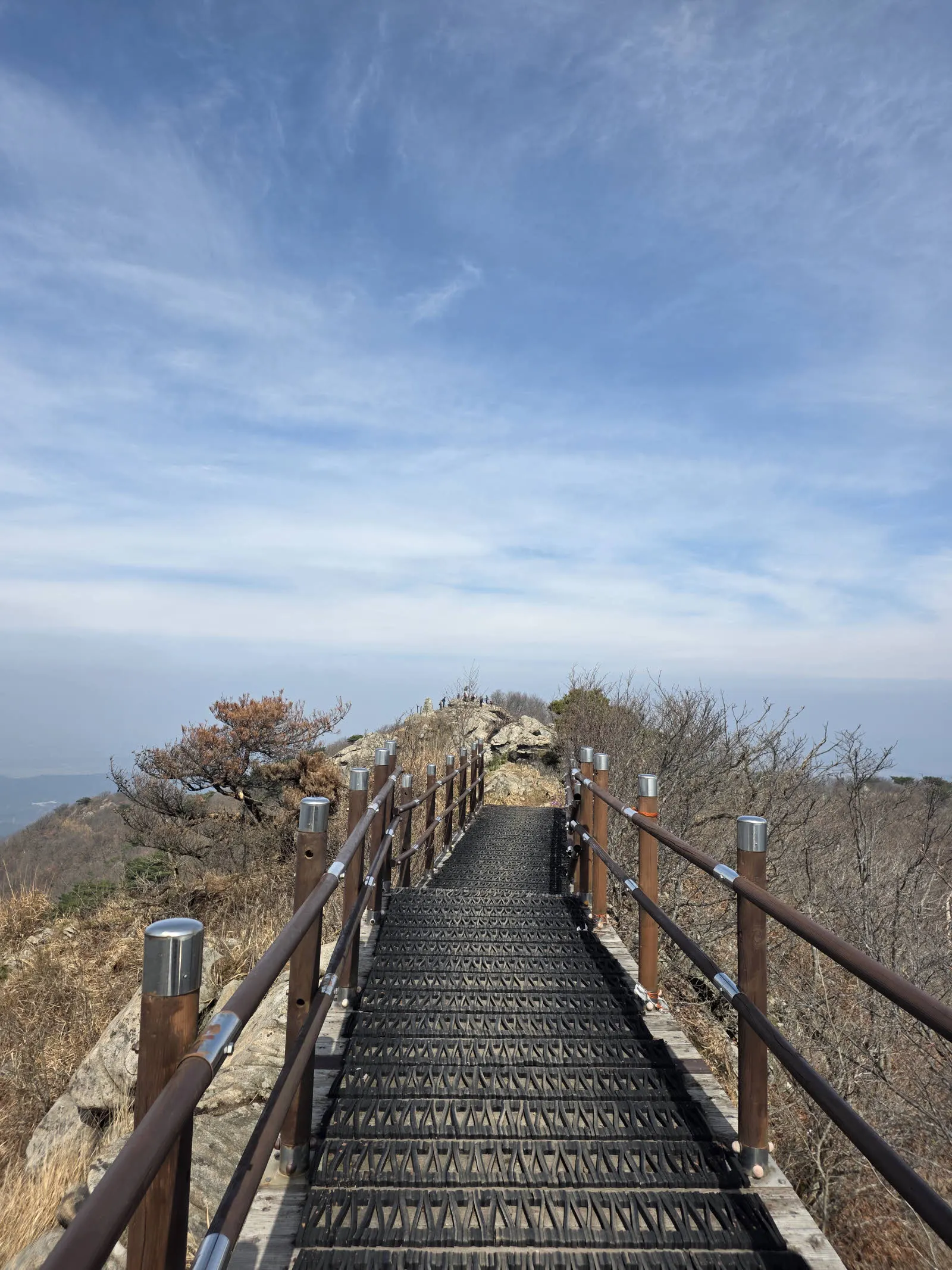 드디어 석문봉이 보인다.